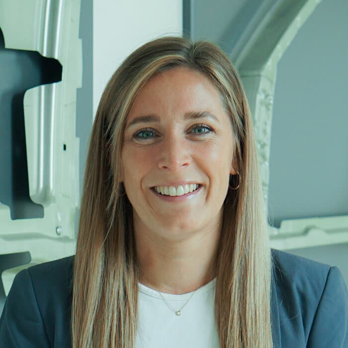 Laura Schrage