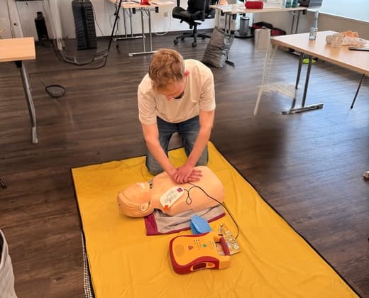Fit in Erster Hilfe bei GEDIA